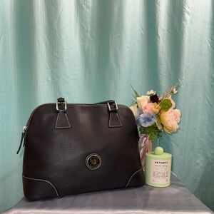 EUC - Dooney & Bourke Pebble Grained Dome Satchel